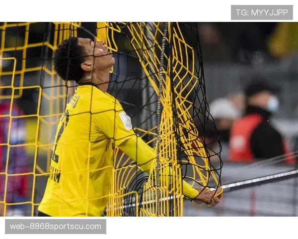 多特蒙德高位压迫体系下，后场空间暴露问题持续显现，对抗快速反击的表现稳定性面临考验